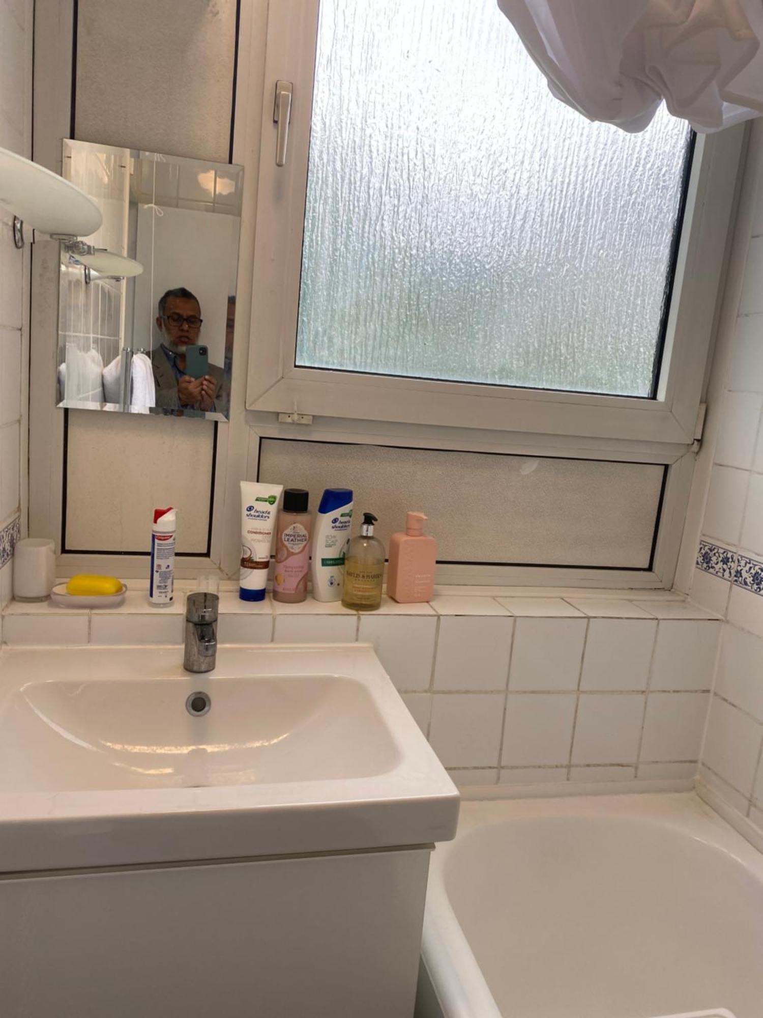 Luxury 3 Bedroom Flat With Garden Londra